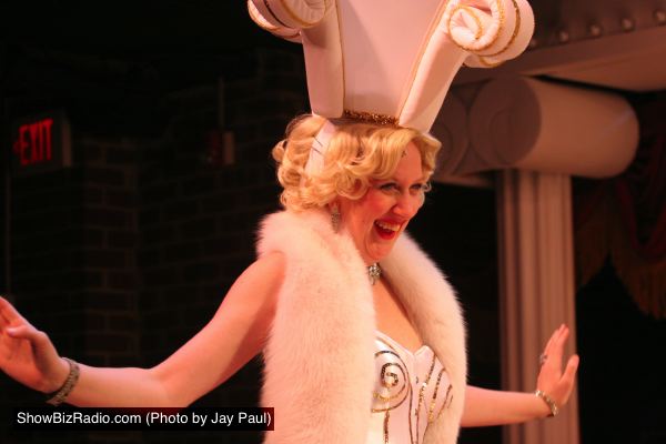 Maggie Roop as Delores